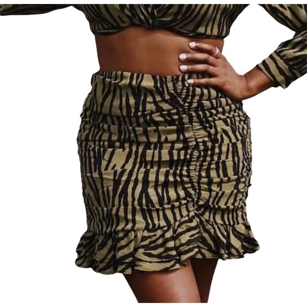 Zara Mini Skirt New Olive Green Animal Print Cinched Ruffles Fashionable Sz S